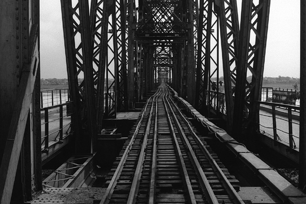 Railway Bridge c. Patrick Vianès 2006